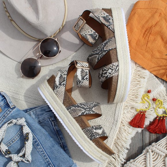 🚨//Cabo Sunset// Snake print Espadrille - Picture 8 of 8